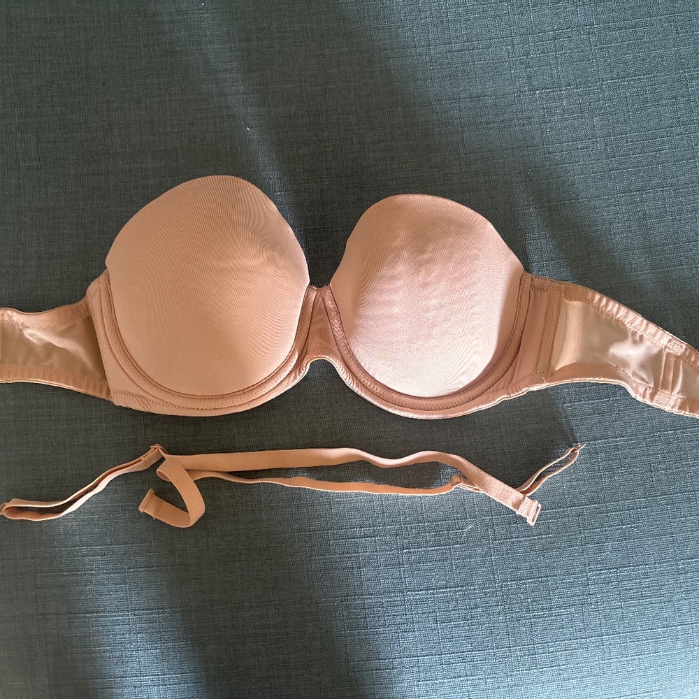 Wacoal strapless bra - beige 36A